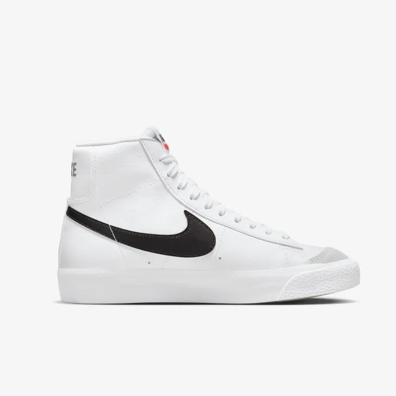 NIKE Патики BLAZER MID '77 BG 