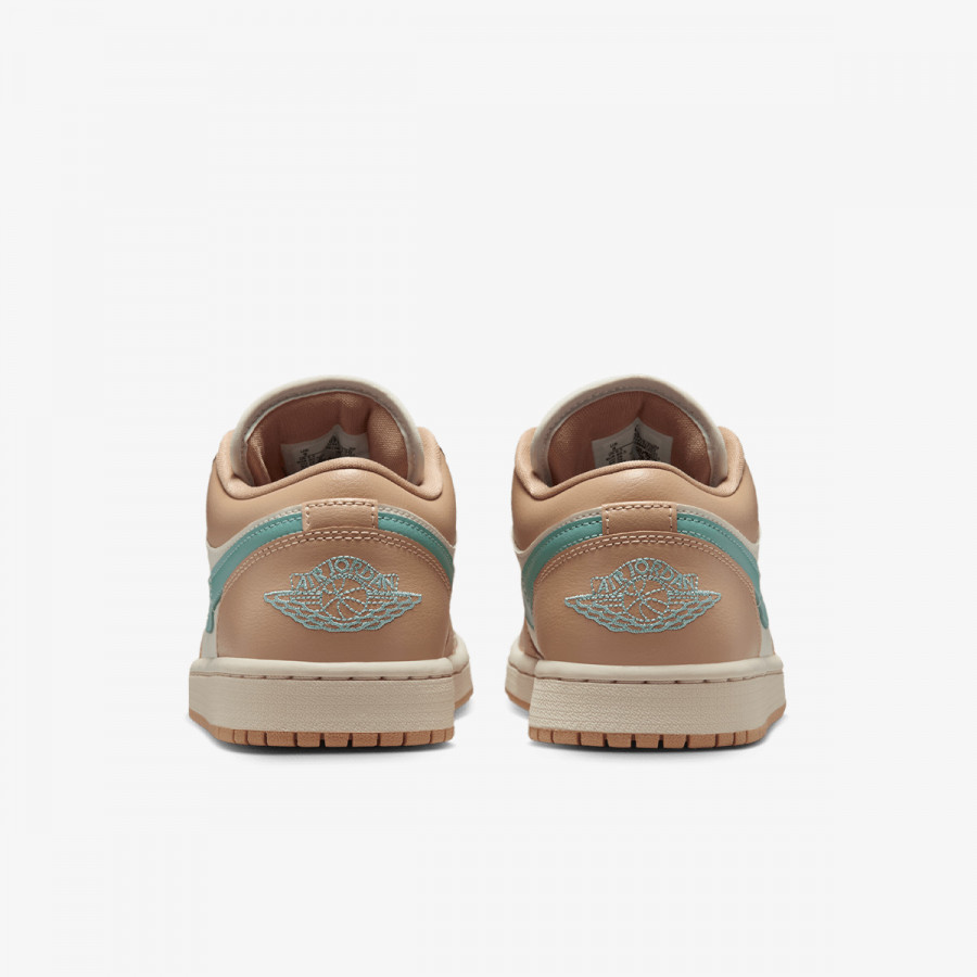 Nike Патики WMNS AIR JORDAN 1 LOW 