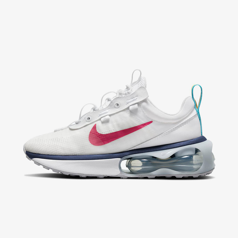 Nike store vapormax buzz