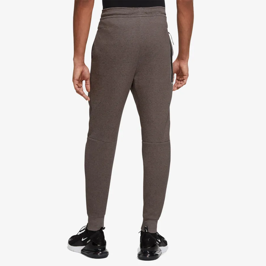 NIKE Долен дел тренерки Sportswear Tech 