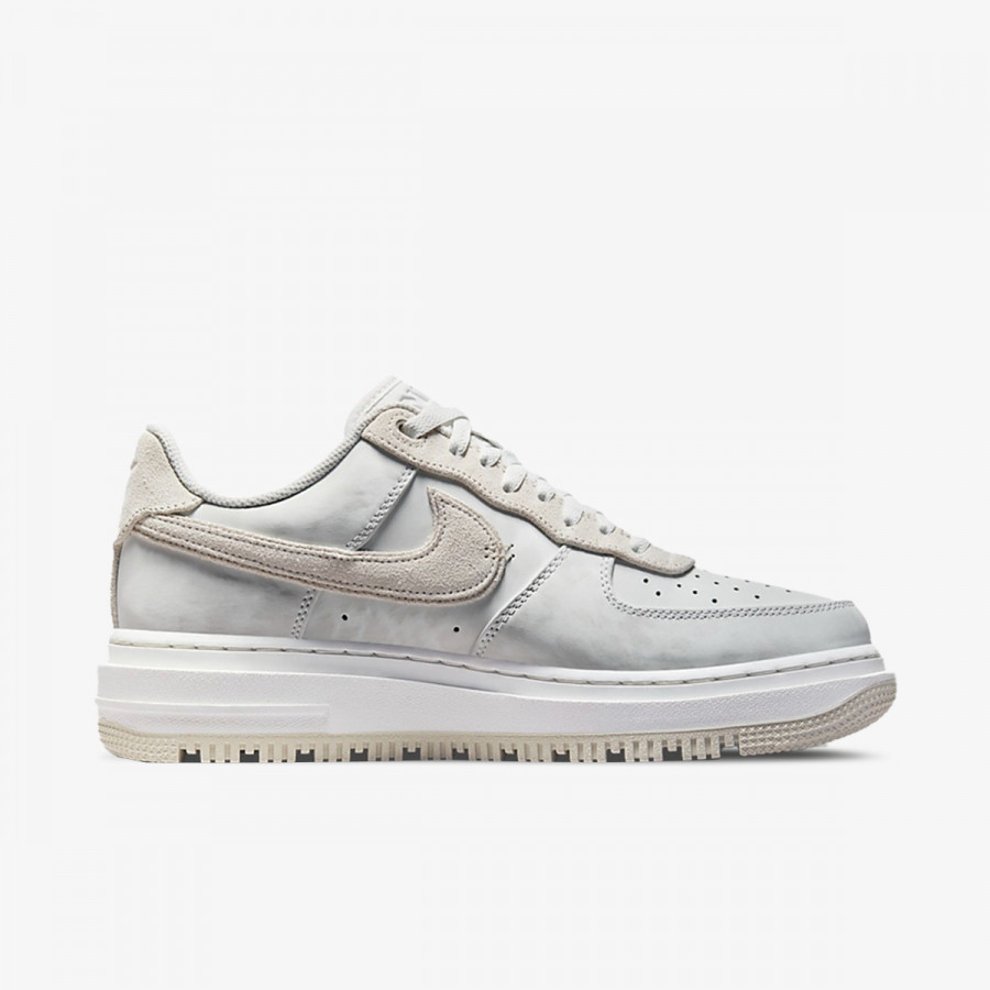 Nike Atlete AIR FORCE 1 LUXE 