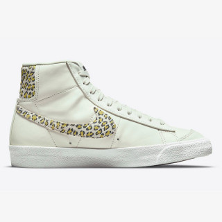 Nike Патики W BLAZER MID '77 SE 
