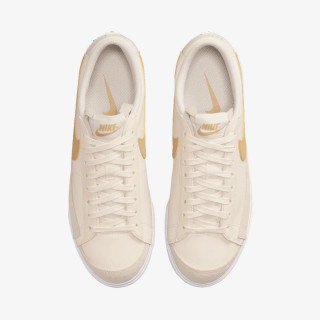 Nike Патики W BLAZER LOW PLATFORM 