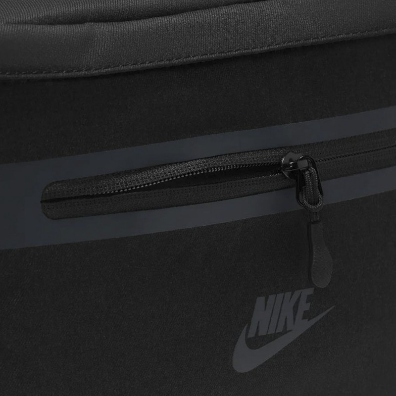 Nike Çantë e vogël NK ELMNTL PRM WAISTPACK 