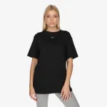 NIKE Маица Sportswear Essential 