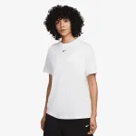 NIKE Маица Sportswear Essentials 