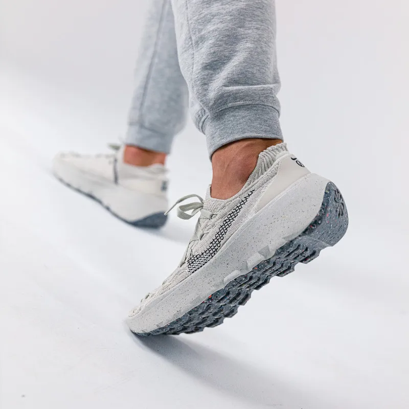 NIKE Патики Space Hippie 04 