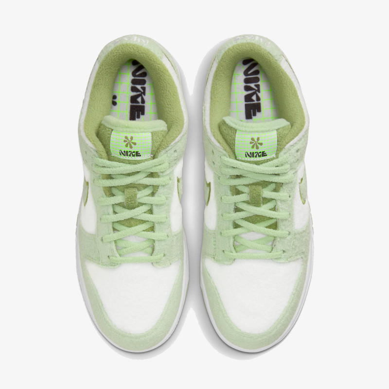 Nike Патики W NIKE DUNK LOW SE CC 