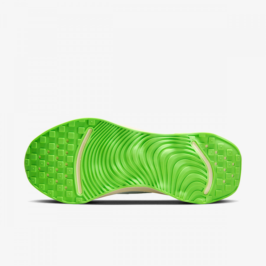Nike Патики WMNS NIKE ESCAPE MOMENTUM 