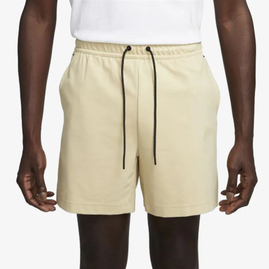 NIKE Шорцеви Tech Essentials 