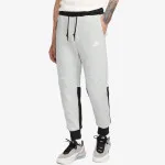 NIKE Долен дел тренерки Tech Fleece 
