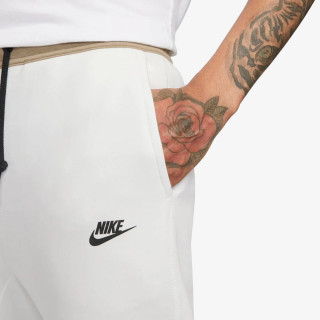 NIKE Долен дел тренерки Tech Fleece 