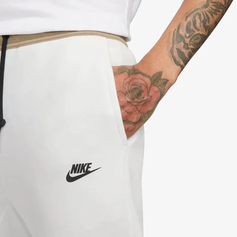 NIKE Долен дел тренерки Tech Fleece 