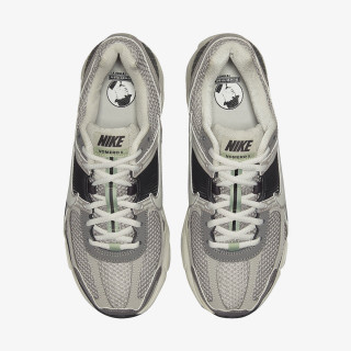 Nike Патики Zoom Vomero 5 