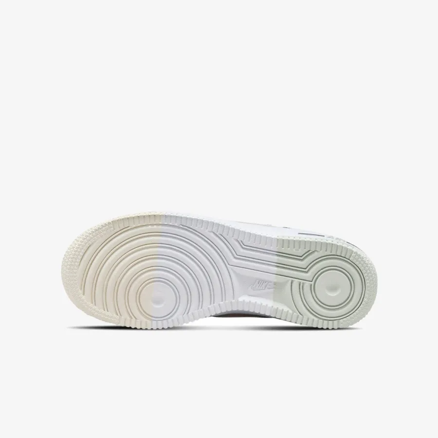 NIKE Патики AIR FORCE 1 LV8 1 BG 