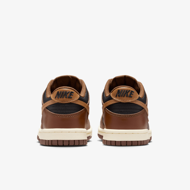 Nike Патики NIKE DUNK LOW BG 