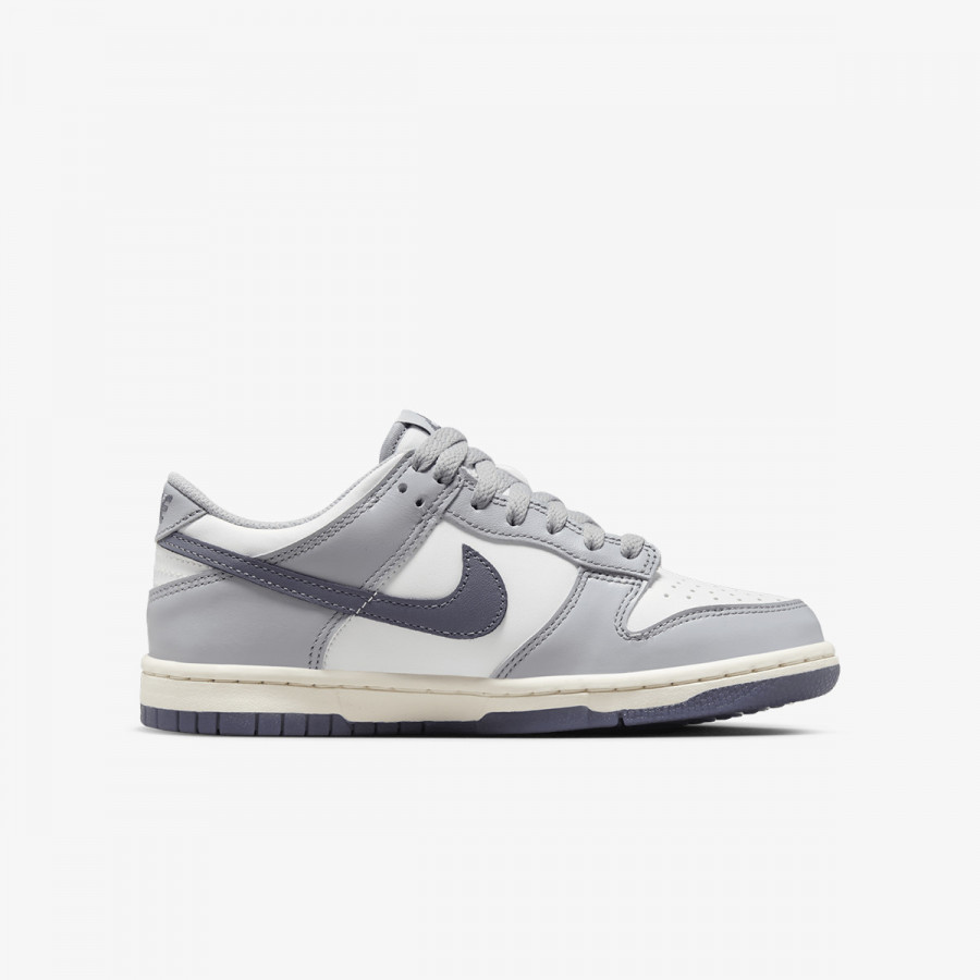 Nike Патики NIKE DUNK LOW BG 