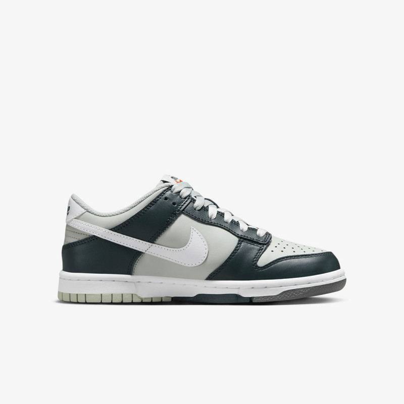 Nike Патики NIKE DUNK LOW BG 