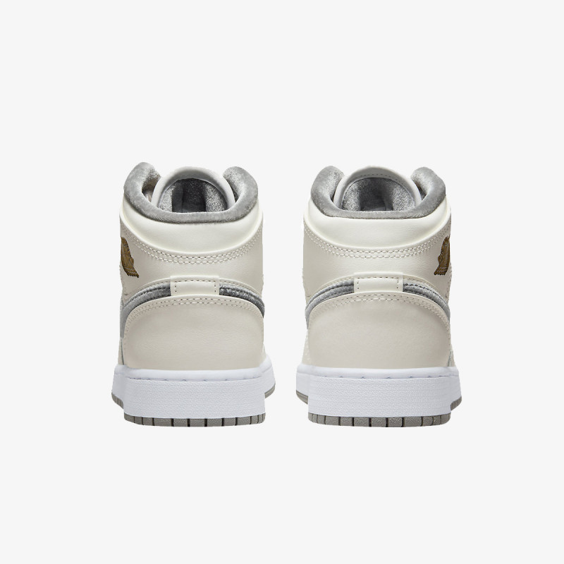 Nike Патики Air Jordan 1 Mid SE 