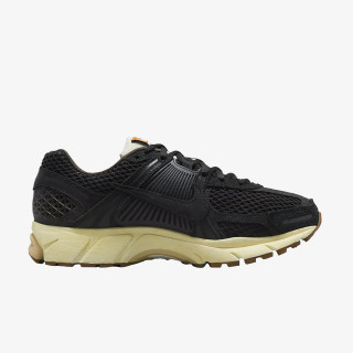 Nike Патики W NIKE ZOOM VOMERO 5 PRM BRG 