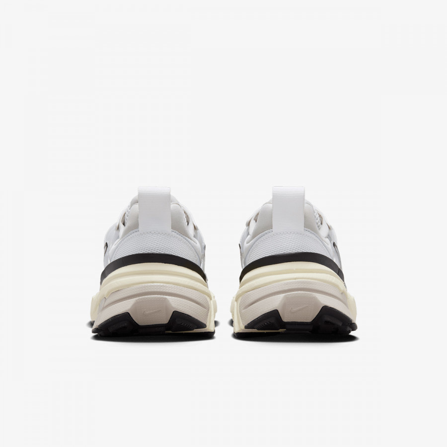 Nike Atlete W NIKE RUNTEKK NN 