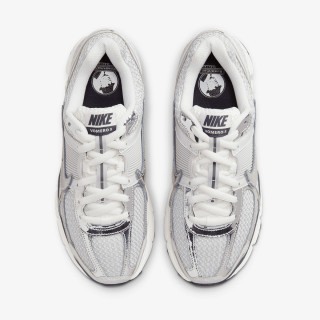 Nike Патики W NIKE ZOOM VOMERO 5 NA 