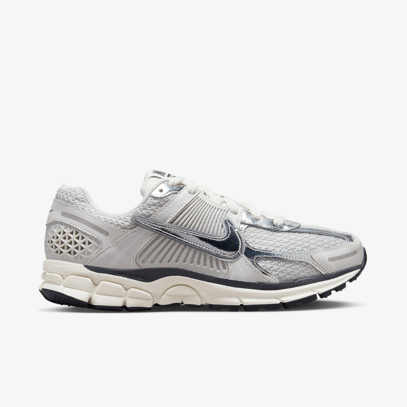Nike Патики W NIKE ZOOM VOMERO 5 NA 