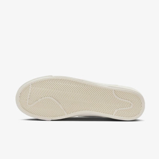Nike Патики WMNS NIKE BLAZER LOW '77 JUMBO 