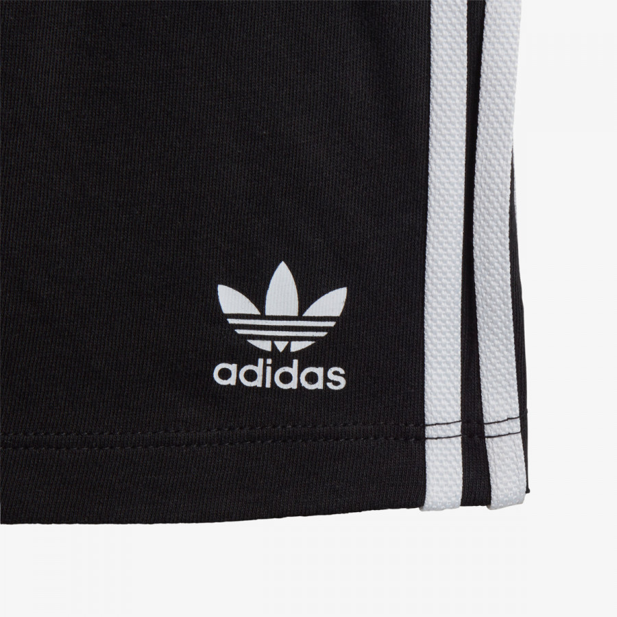 adidas Шорцеви и маица Trefoil 