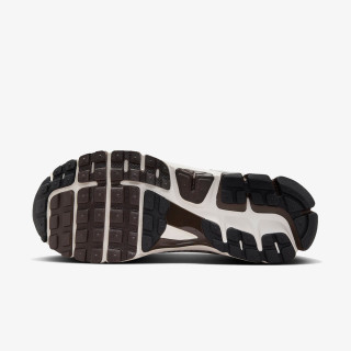 Nike Atlete W NIKE ZOOM VOMERO 5 