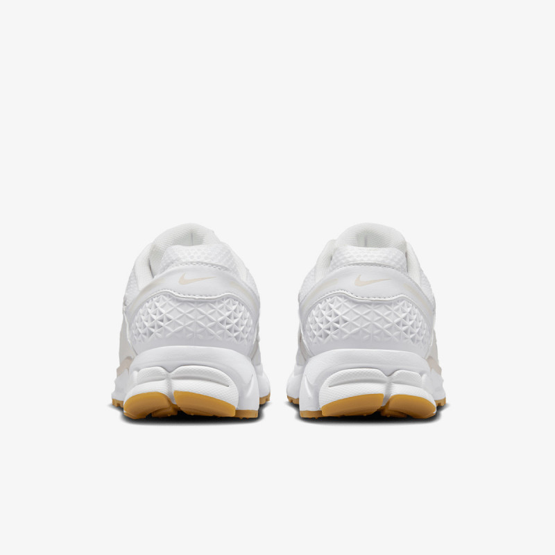 Nike Atlete W NIKE ZOOM VOMERO 5 