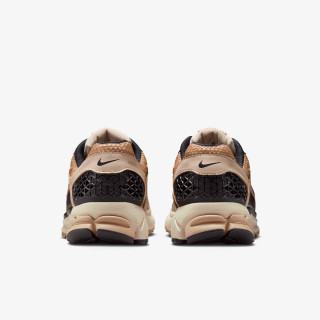 Nike Atlete W NIKE ZOOM VOMERO 5 