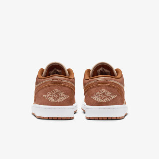 Nike Патики WMNS AIR JORDAN 1 LOW SE 