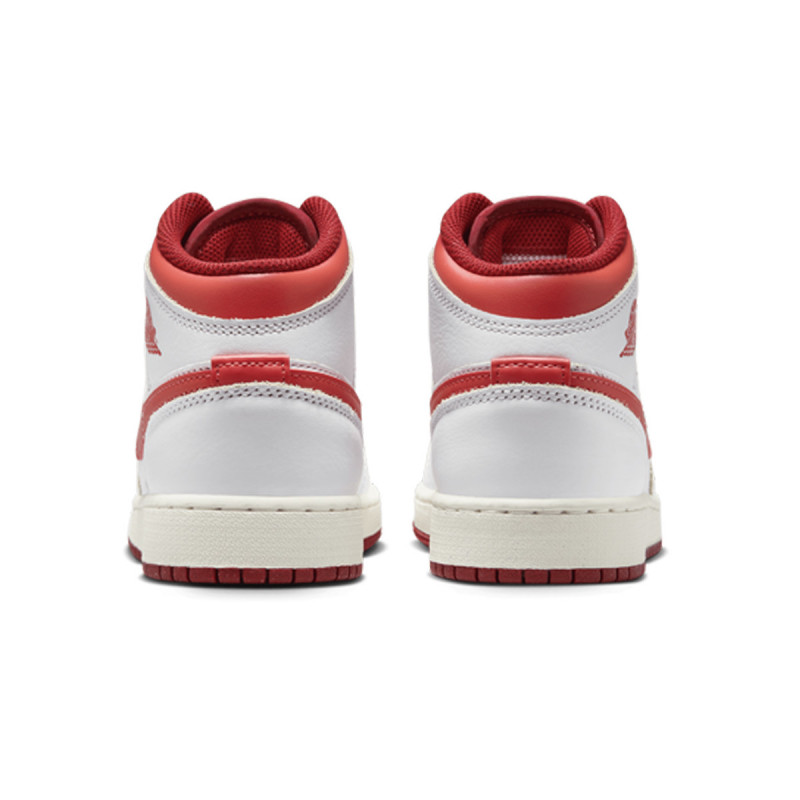 Nike Патики AIR JORDAN 1 MID SE BG 