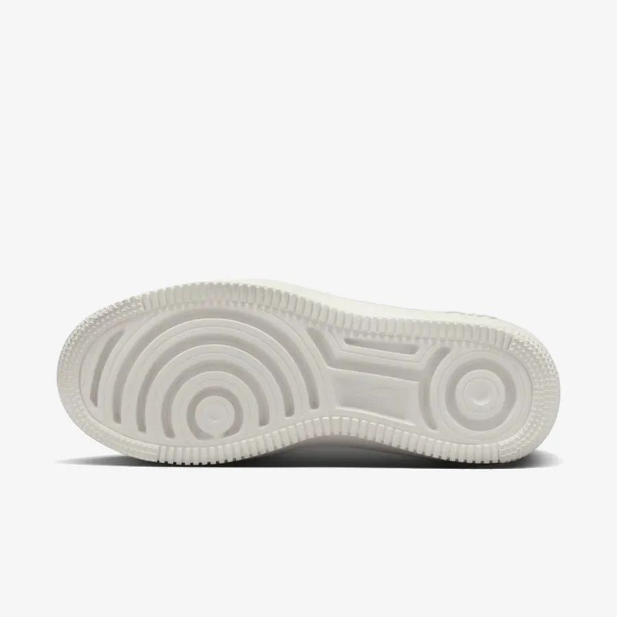 NIKE Патики WMNS AF1 PLT.AF.ORM CG 
