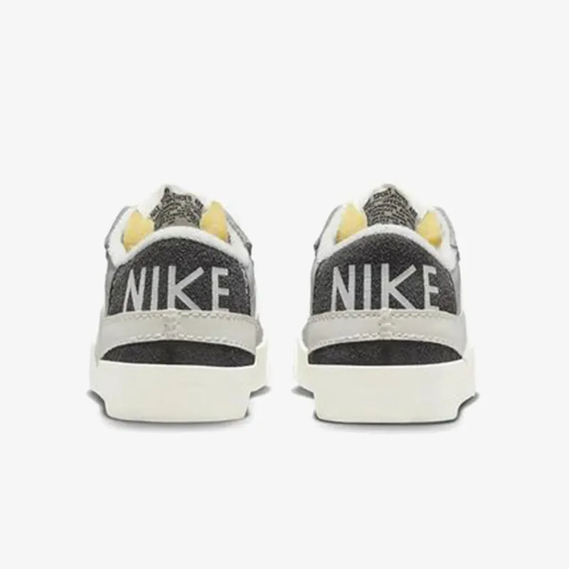 NIKE Патики BLAZER LOW '77 JUMBO SE TR72 