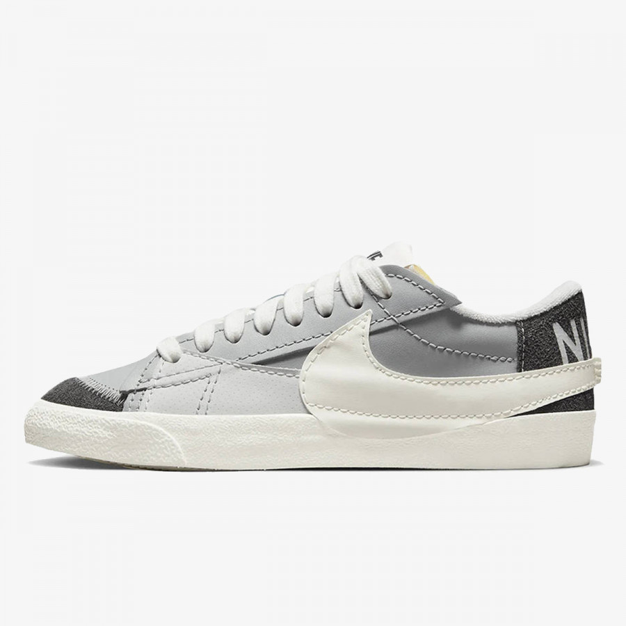 Nike Патики BLAZER LOW '77 JUMBO SE TR72 