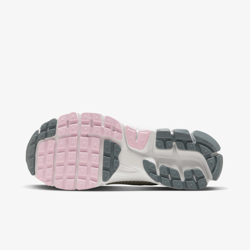 Nike Патики W NIKE ZOOM VOMERO 5 GCEL CN 