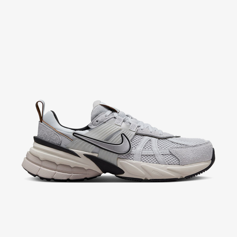 Nike Патики W NIKE V2K RUN C.O.R. 