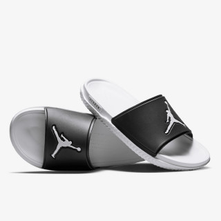 Nike Shapka JORDAN JUMPMAN SLIDE 