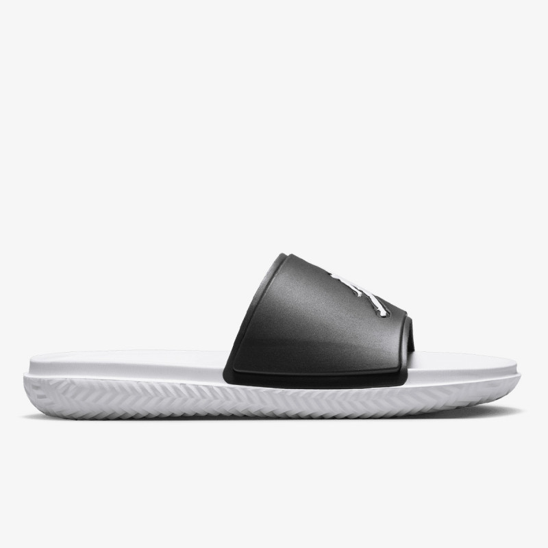 Nike Shapka JORDAN JUMPMAN SLIDE 