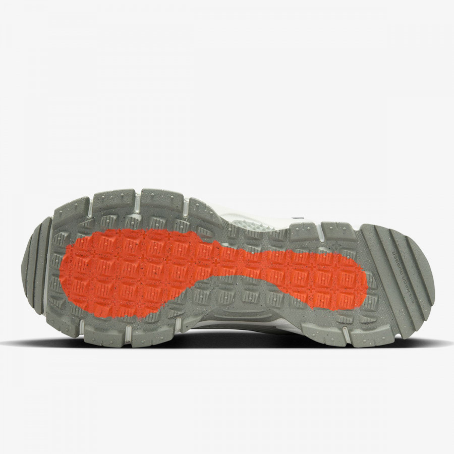 Nike Atlete VOMERO ROAM 