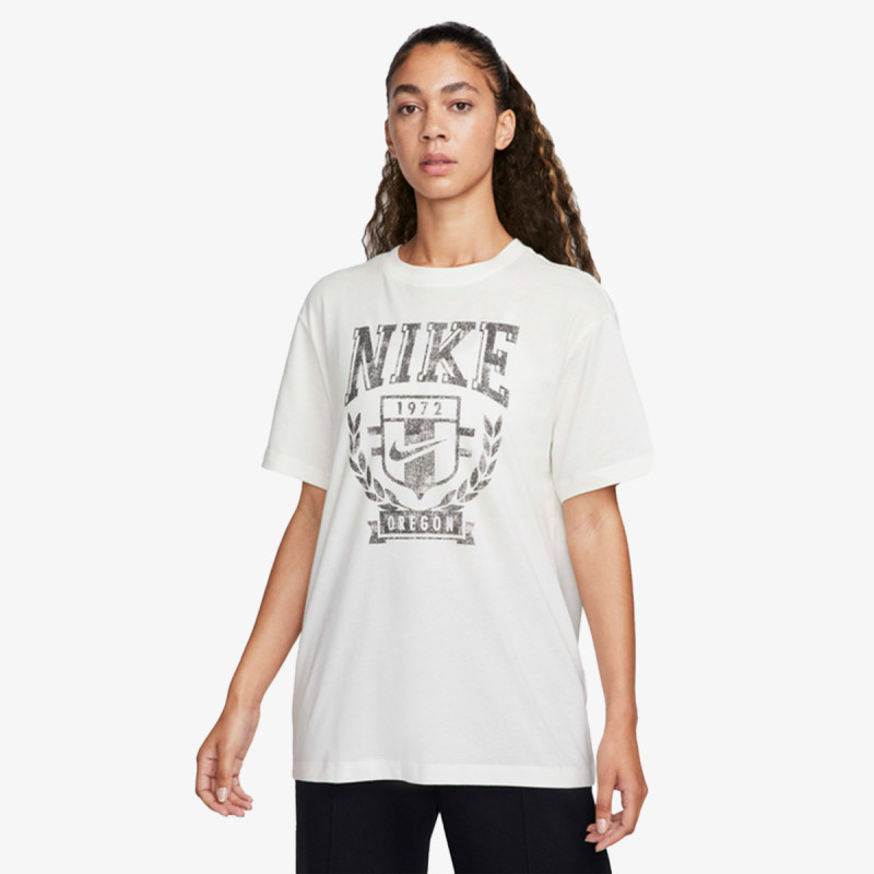 Nike Маица W NSW TEE BF VRSTY 
