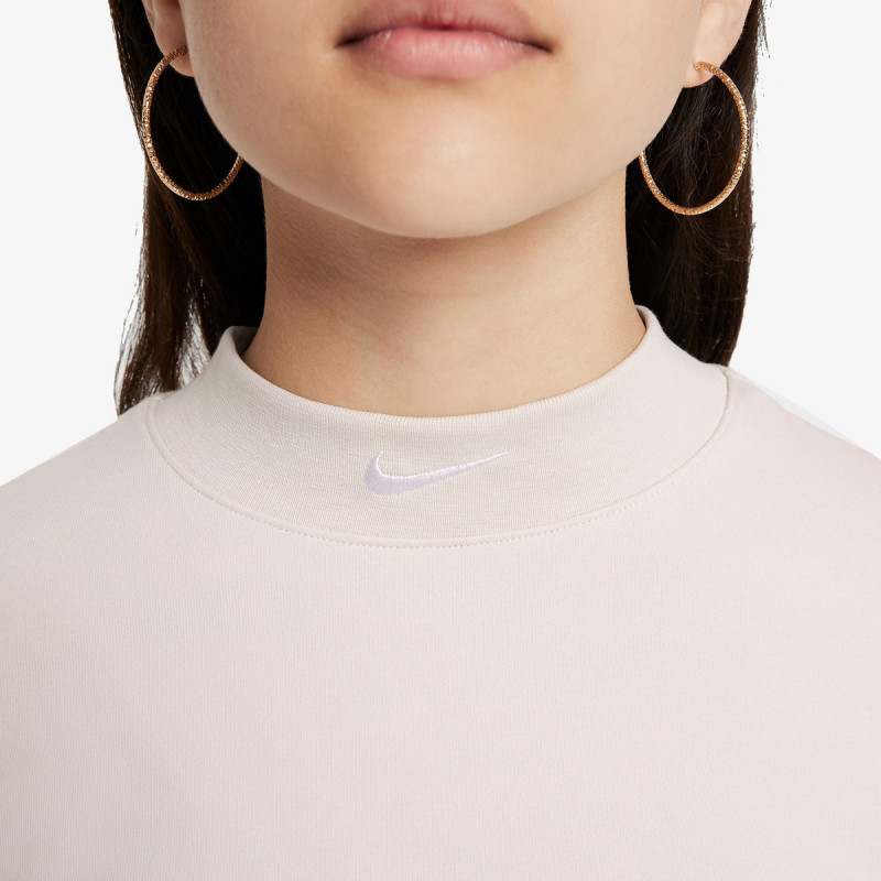 Nike Маица Sportswear 