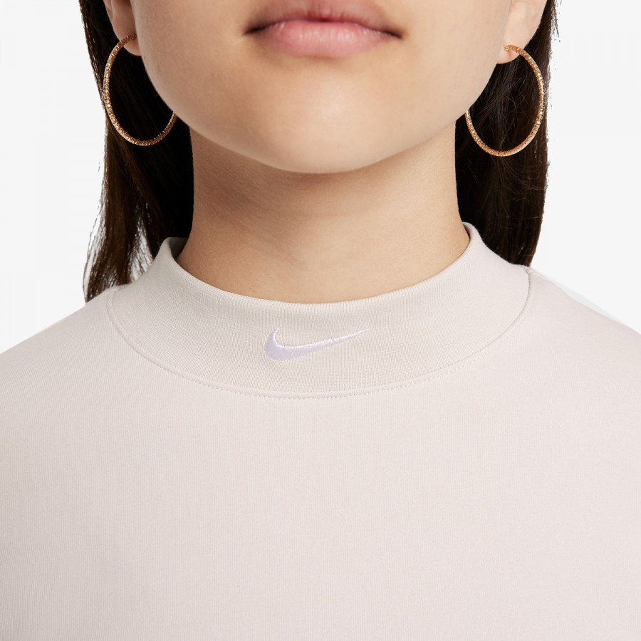 Nike Маица Sportswear 