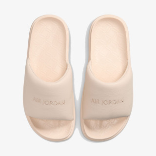 Nike Shapka WMNS JORDAN SOPHIA SLIDE SS 