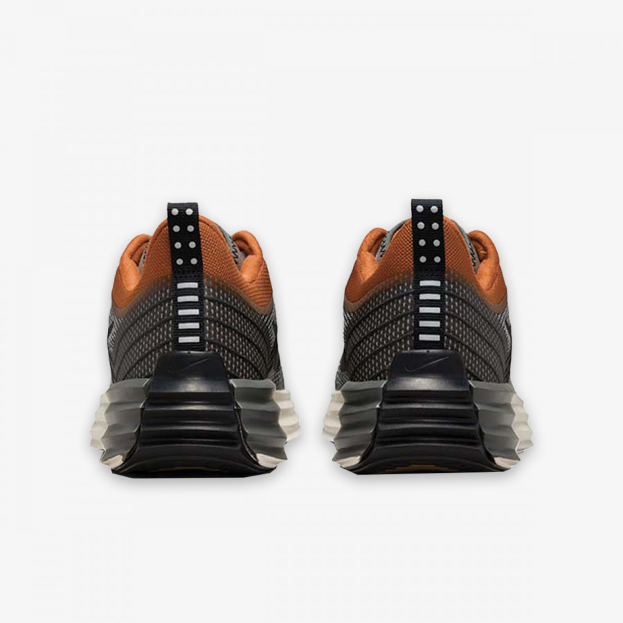 Nike Патики NIKE LUNAR ROAM PRM 