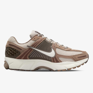 Nike Патики NIKE ZOOM VOMERO 5 