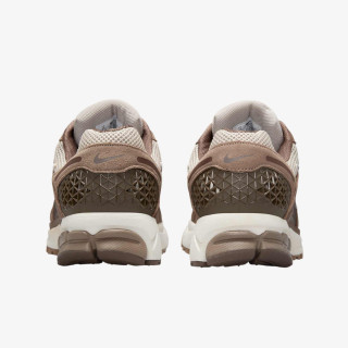 Nike Патики NIKE ZOOM VOMERO 5 