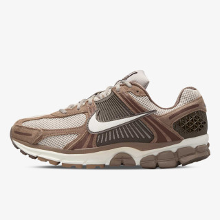 Nike Патики NIKE ZOOM VOMERO 5 